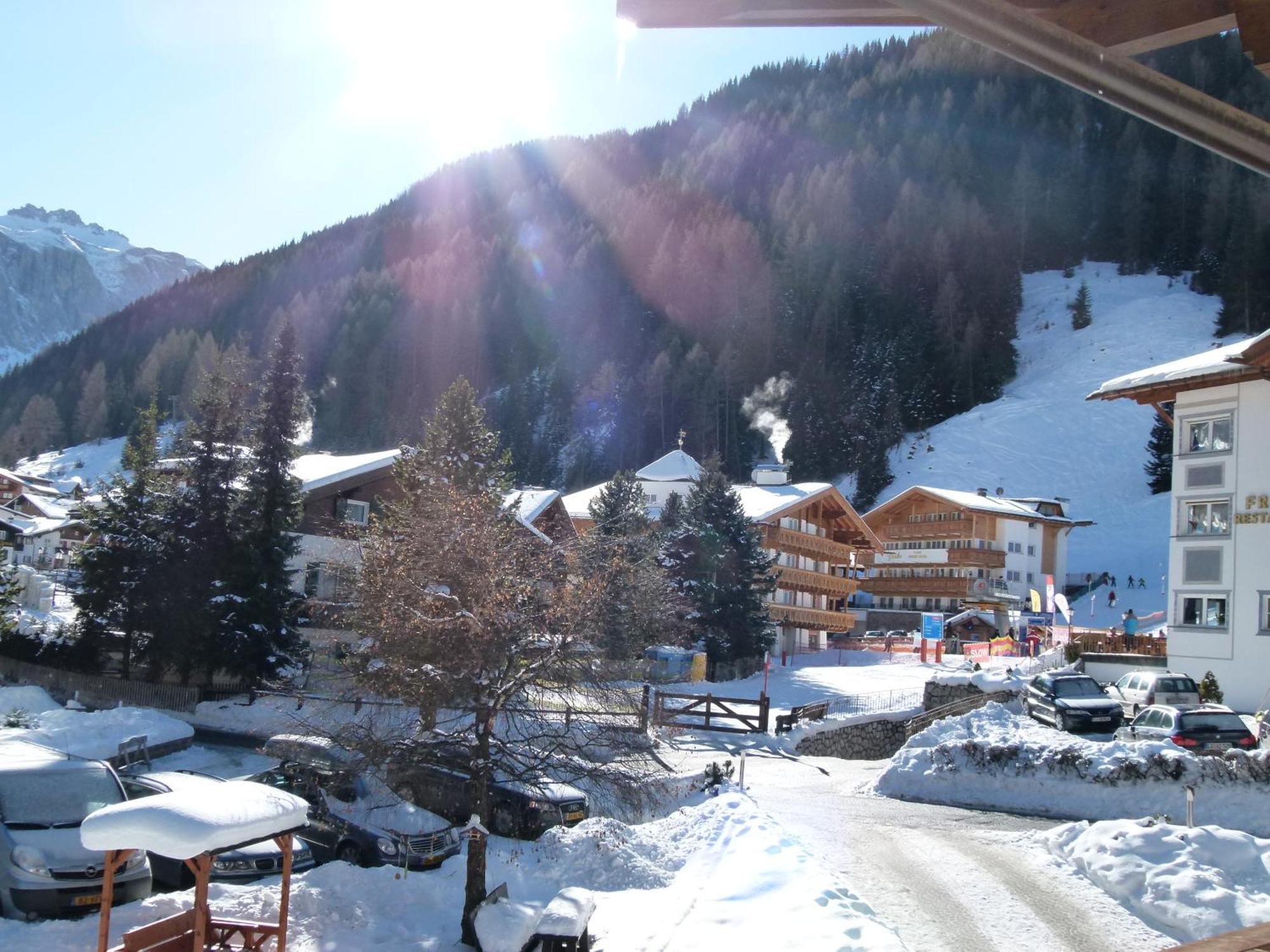 Chalet Elisabeth Dolomites Alpin & Charme Hotell Selva di Val Gardena Exteriör bild