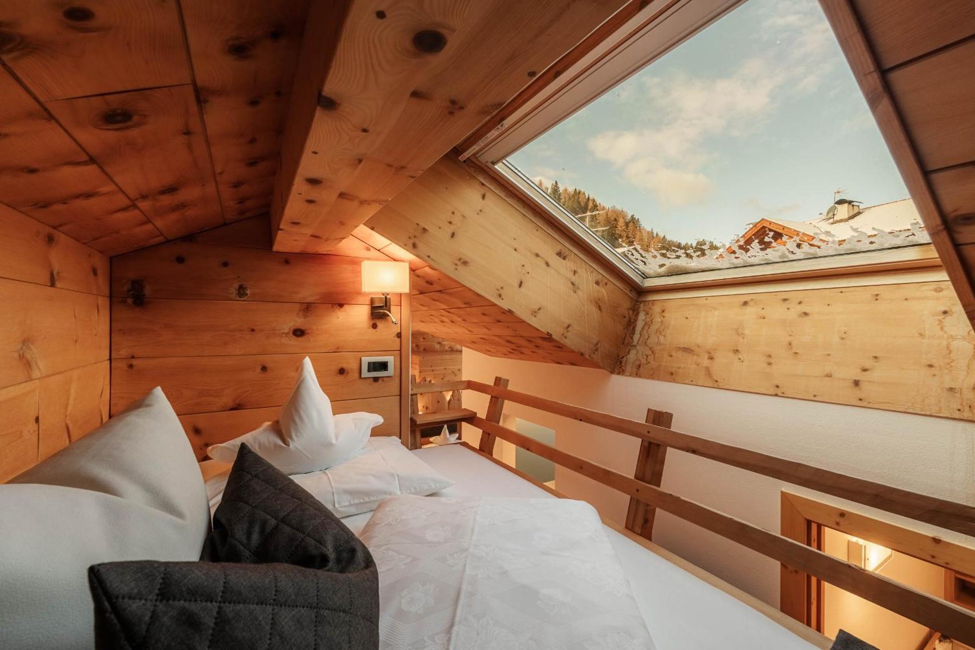 Chalet Elisabeth Dolomites Alpin & Charme Selva di Val Gardena Exteriör bild