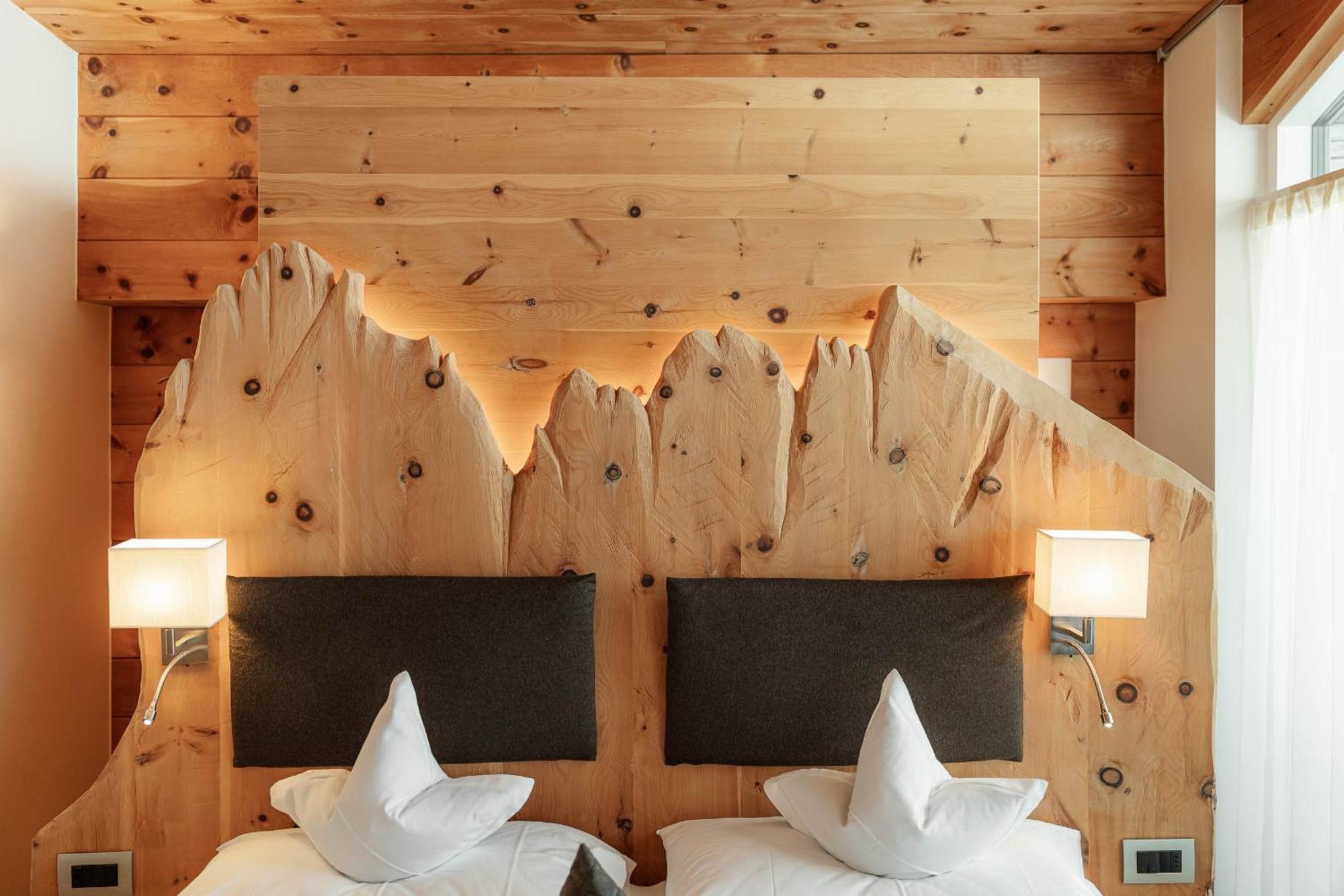 Chalet Elisabeth Dolomites Alpin & Charme Selva di Val Gardena Exteriör bild
